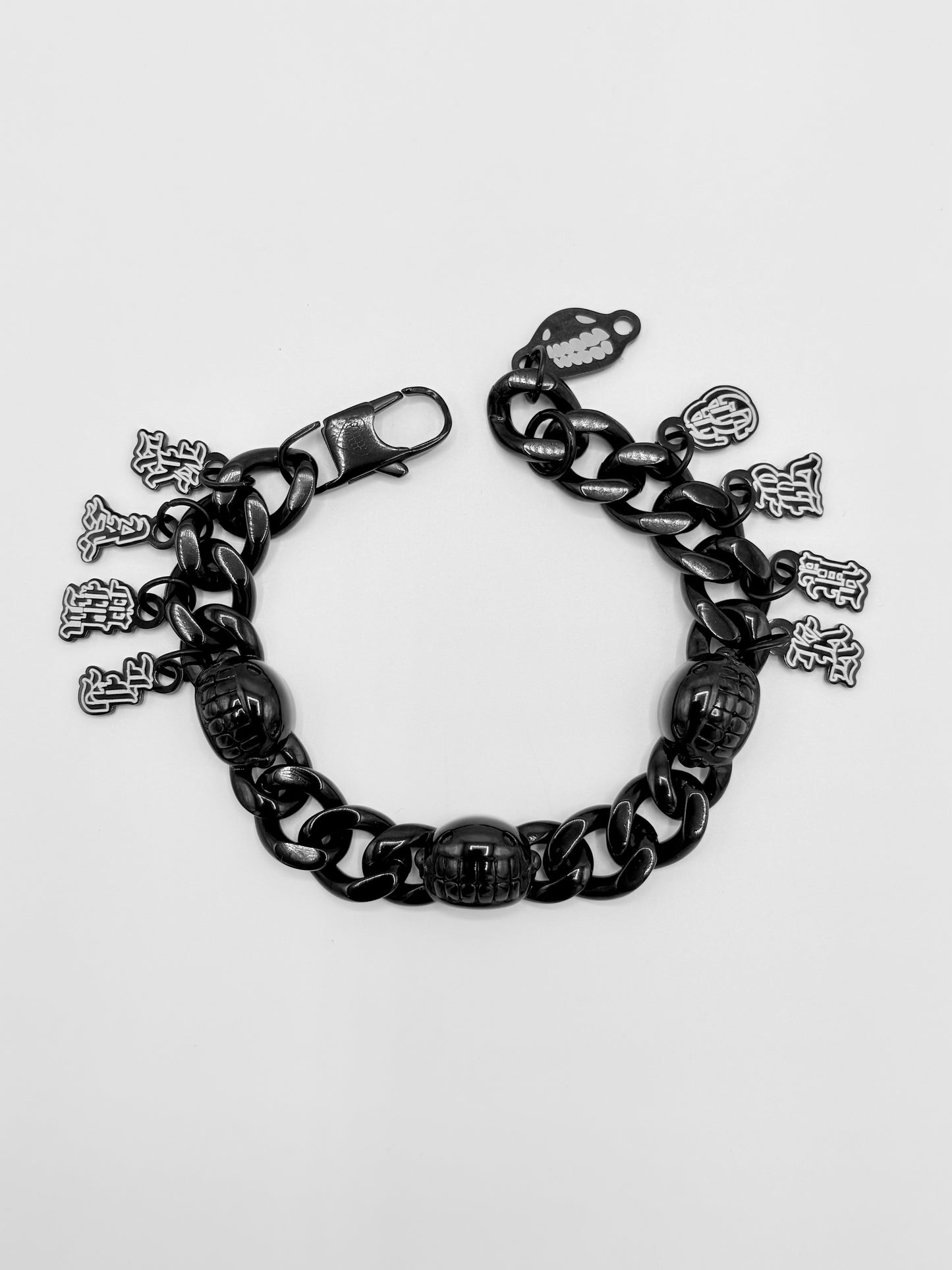 FACE BRACELET BLACK METAL